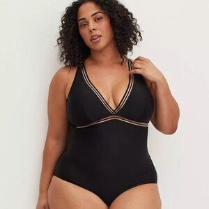 Torrid NWT Wireless Elastic Inset One Piece Swimsuit in Black size 4X